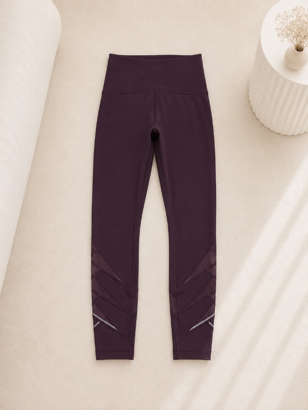 Lululemon Mesh Panel Leggings – Size 4